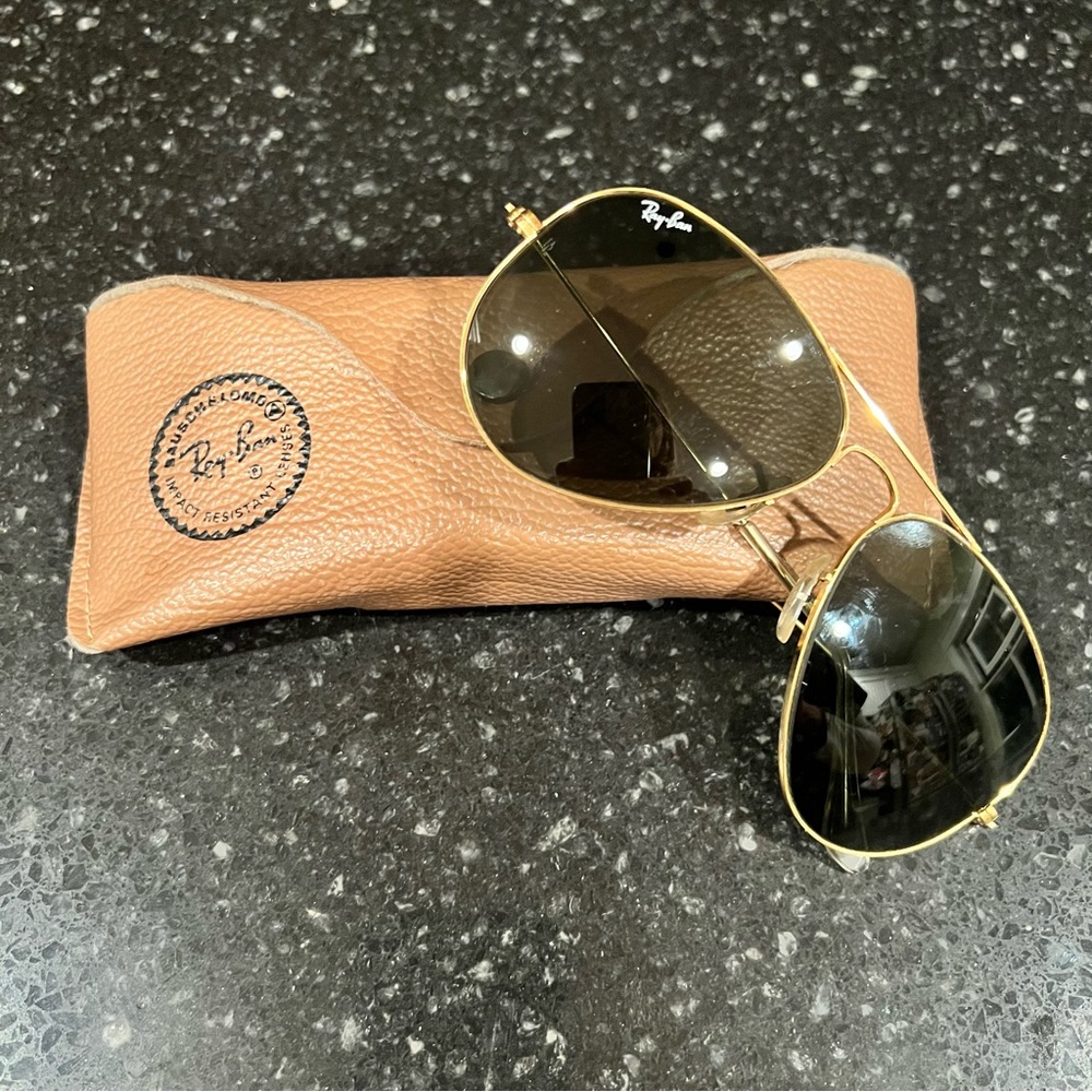 Vintage Ray-Ban Aviators with original case